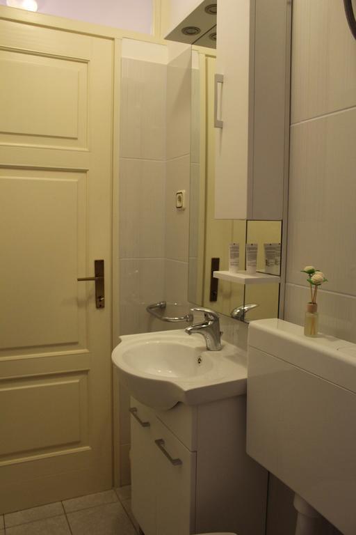 Rooms & Studio Bellina Skradin Luaran gambar