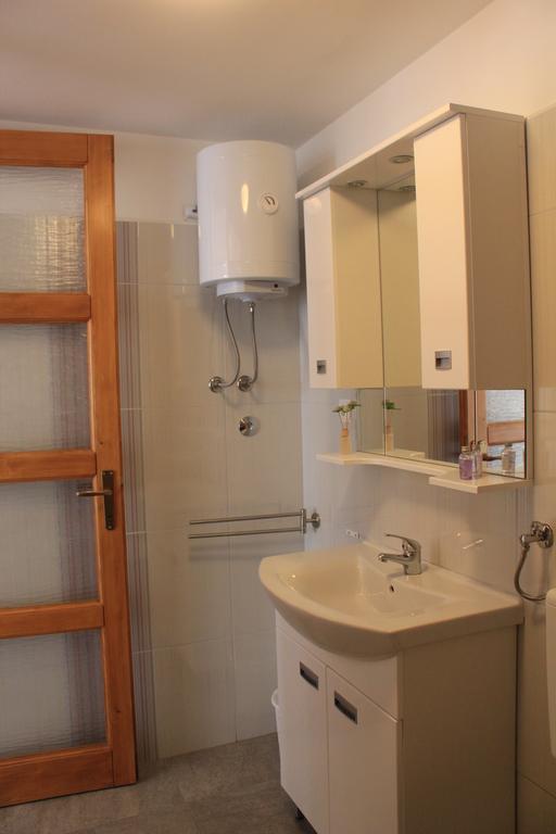 Rooms & Studio Bellina Skradin Luaran gambar